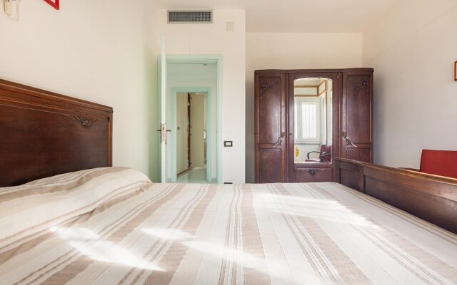 2143 Villa Corsarina