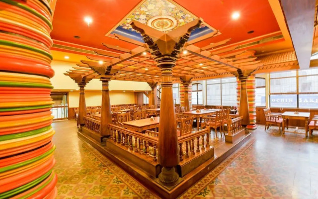 Hotel Woodlands by OYO Rooms