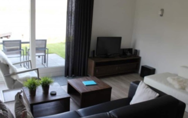 Comfortable Villa With Combi-microwave, Near Terherne