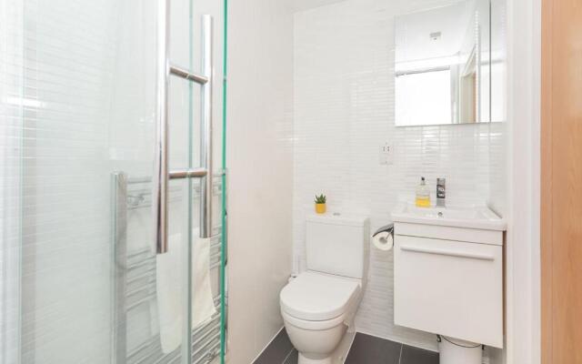 Panda Sanctuaries, Kensington Chapel Apartment