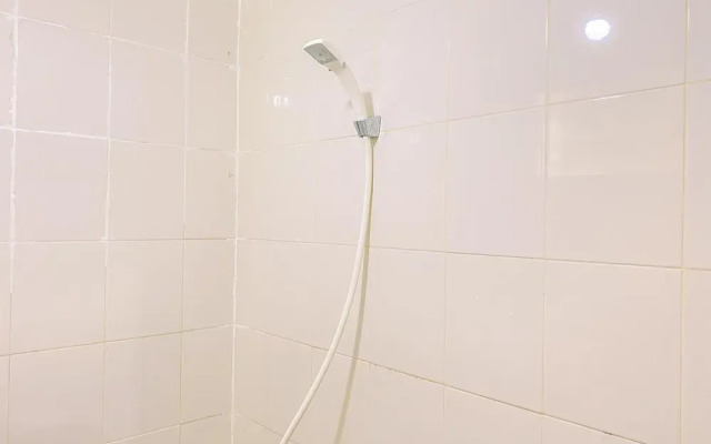 Relaxing 2BR Bassura City Apartment