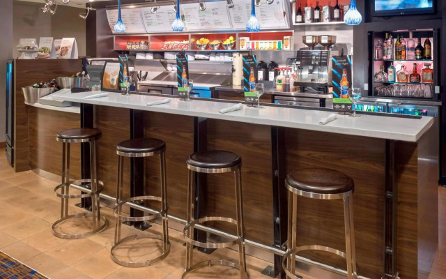 Courtyard by Marriott Winston-Salem Hanes Mall
