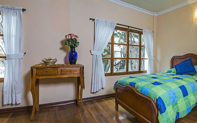 Solera House Adventure Hostel