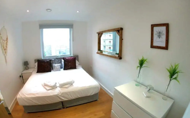 Luxury Apartment Near Piccadilly Station