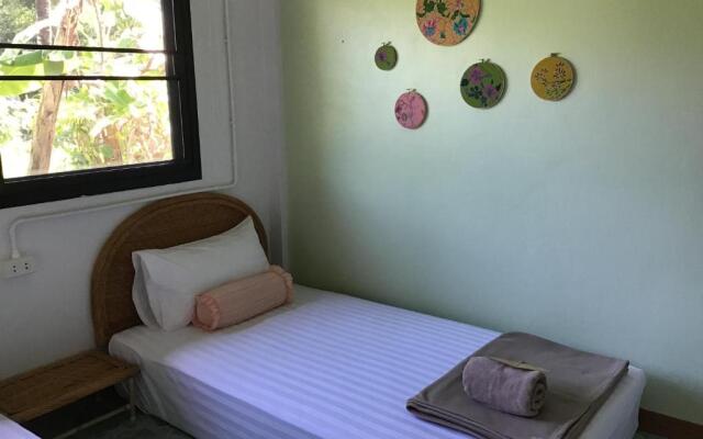 Thipwararom homestay