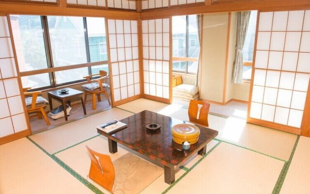 Yugawara Onsen Ryokan Greenso