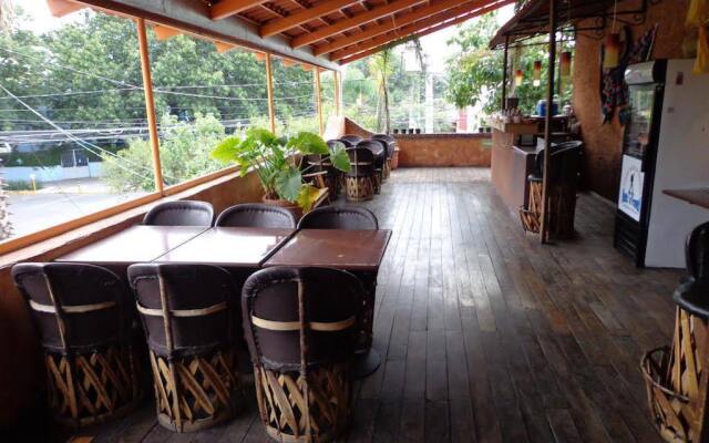 Hostel Bedsntravel