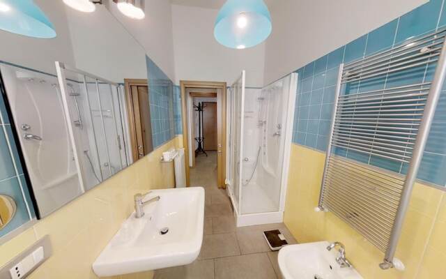 Triestevillas New! Centrale - Ampio e Luminoso