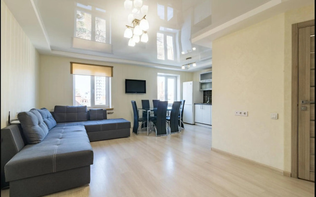 Luxury 2-bedroom Most City Area, center