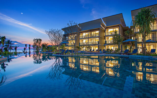 Le Meridien Khao Lak Resort & Spa