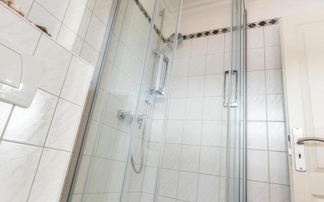 Kampstraße 9, W4, GB3