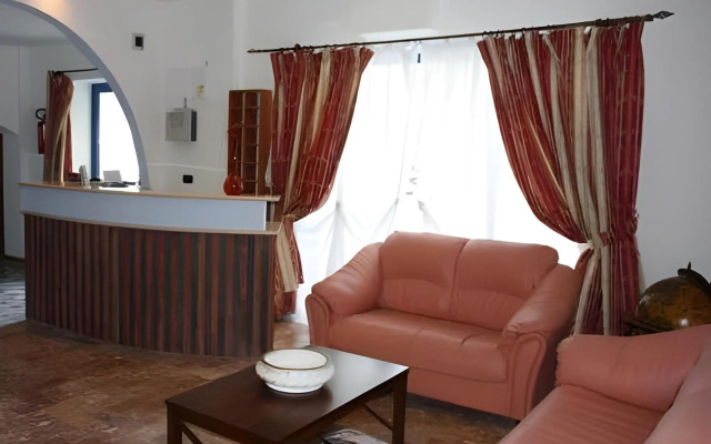 Beach Hotel