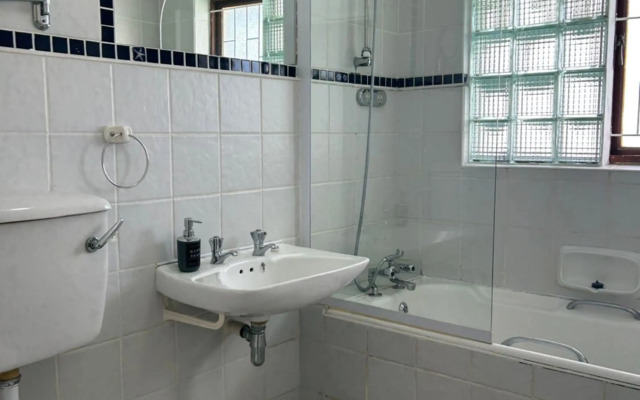 Dolliwarie Guest House