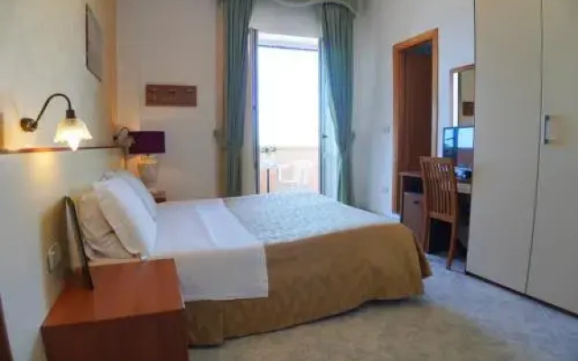 New Hotel Sonia