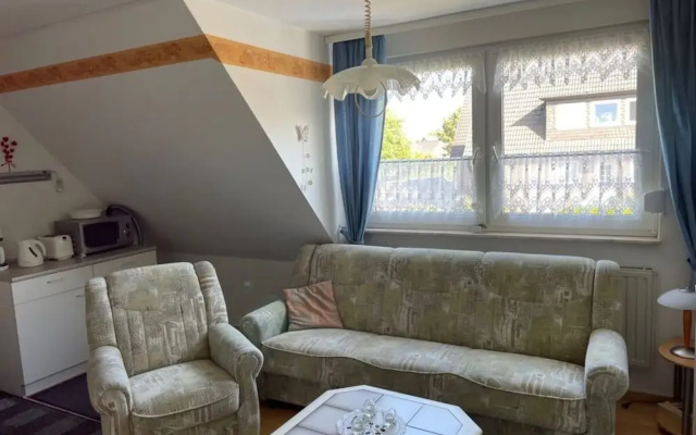 Attractive Apartment Near Town Center
