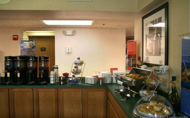 Hampton Inn Columbus-East