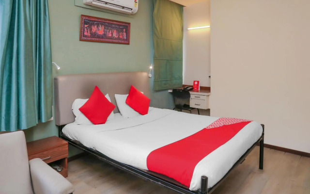 Collection O 80421 Hotel Pearl