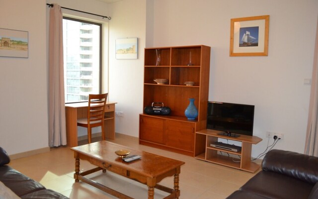 LSE - 1 Bedroom apt with marina view