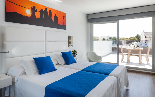 Отель AxelBeach Ibiza Spa & Beach Club - Adults Only Hotel