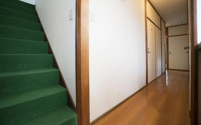 Tsubaki House