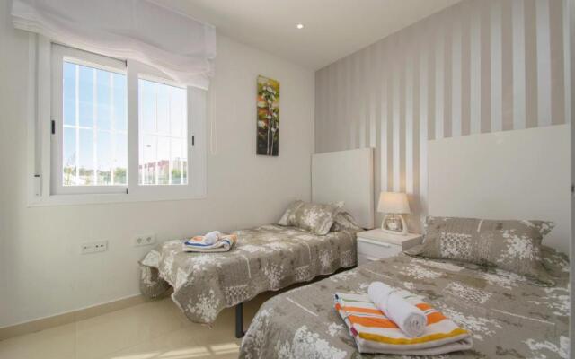 059 Luxury Bungalow - AC/WIFI