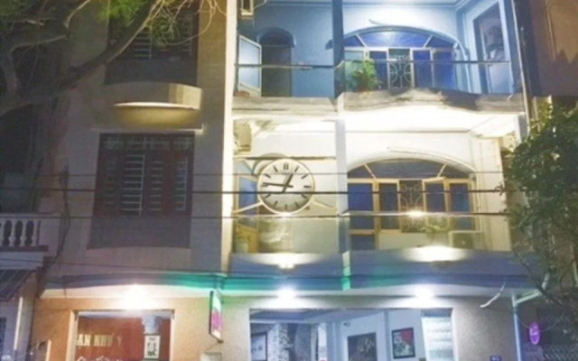 Nhu Y Hotel