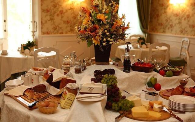 Отель Империал & Champagne-spa