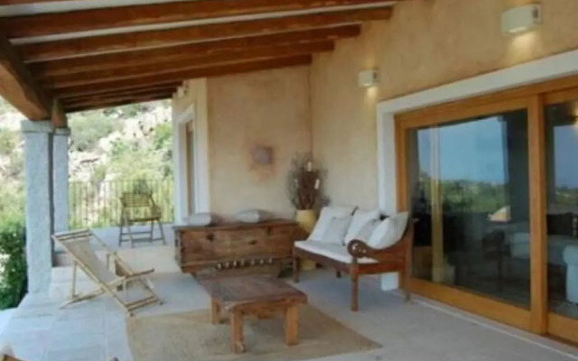 Silvaredda Comfortable Holiday Residence