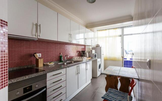 Flat with 1 bedroom and terrace in Moscavide - Lisbon