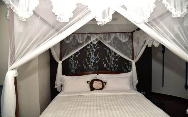 Papa Monkey Resort