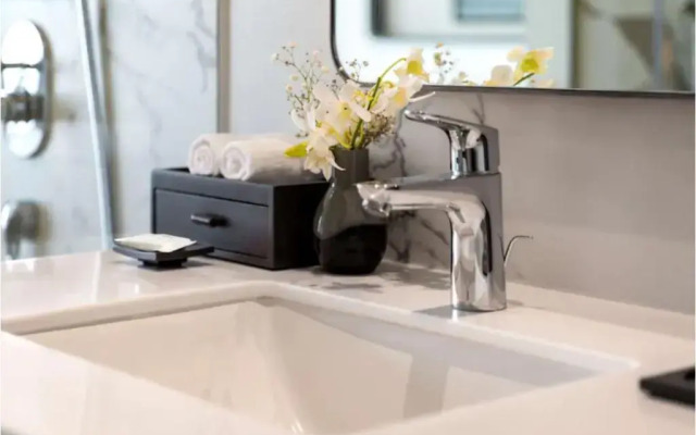 Hotel Yac Paris Clichy, A Member Of Radisson Individuals