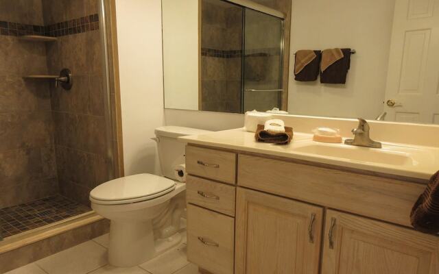 Creciente 413N by RedAwning