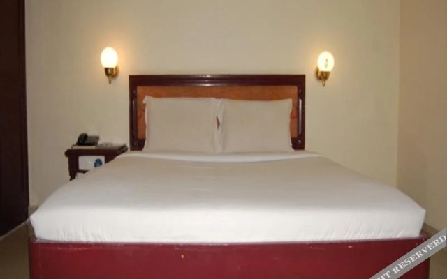 SRM Hotel Annexe
