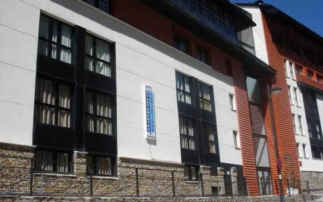 Servicios Turisticos Sierra Nevada