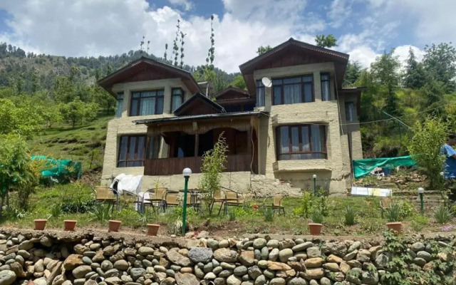 Srichan Resorts