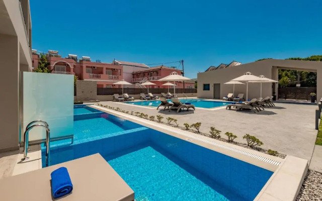 Mystique Luxury Suites & Maisonettes