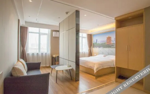 super 8 Hotel