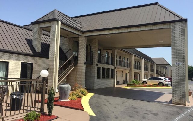 Deluxe Inn and Suites York