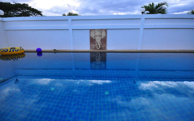 Thiva Pool Villa Hua Hin