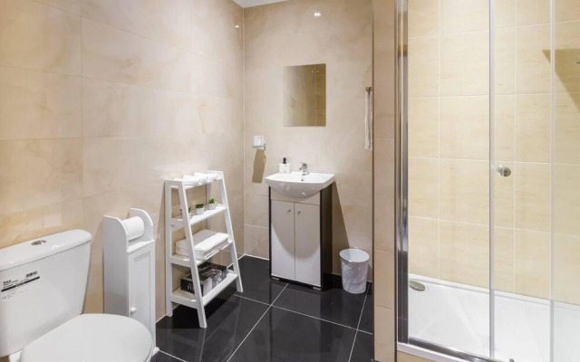 Impeccable 1-bed Apartment in Ebbw Vale, Wales