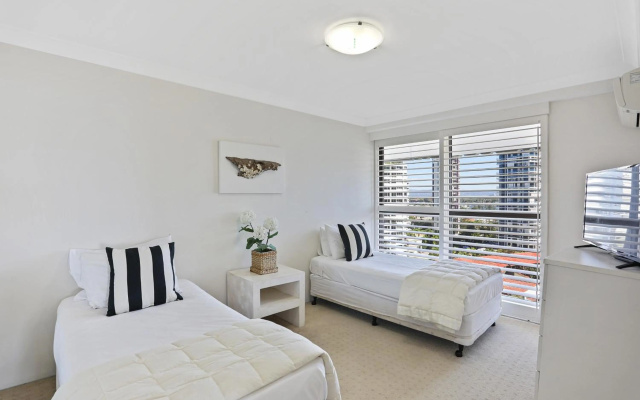 De Ville Apartments – Guest Rooms – Gold Coast