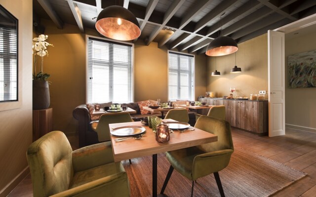 B&B The Butcher's Wife