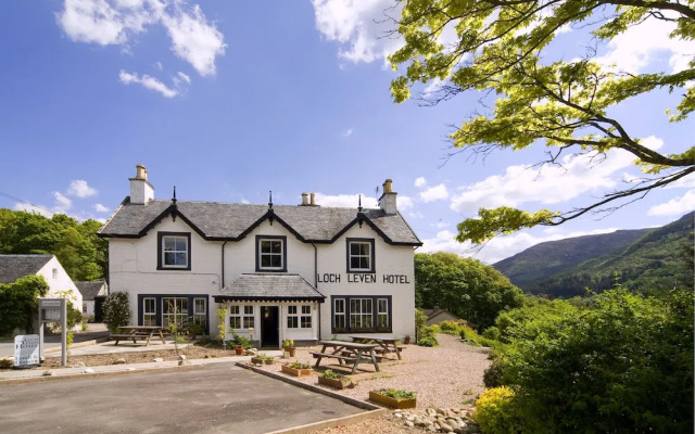 Loch Leven Hotel & Distillery