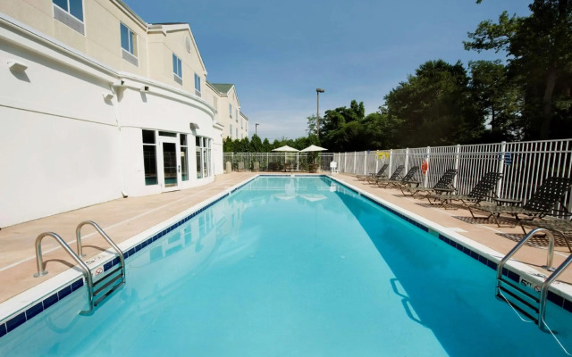 Hilton Garden Inn Solomons