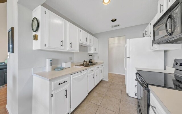 Golf Course 93d 3 Bedroom Condo by Redawning