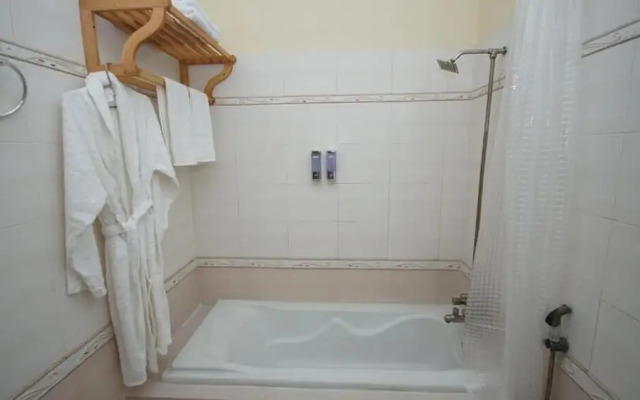 World Inn Karachi