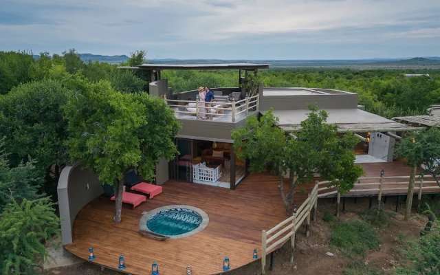 Lush Private Game Lodge