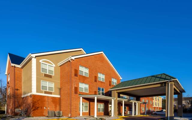 Wingate by Wyndham Waldorf/Washington DC Area