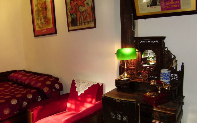 Red Capital Residence