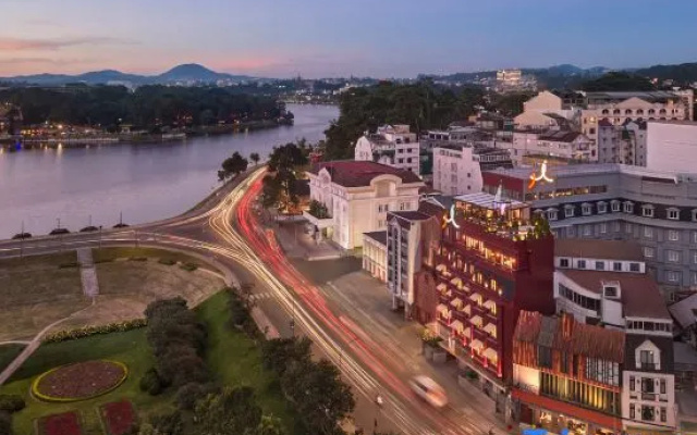 M Village Premier Hotel Xuan Huong Lakeside, a brand of Modern Village Lifestyle – Outside – Da Lat